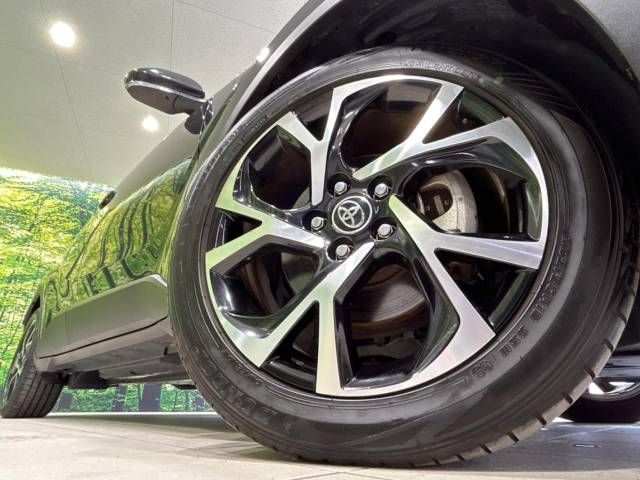Toyota C-HR 2017-02 189054-13