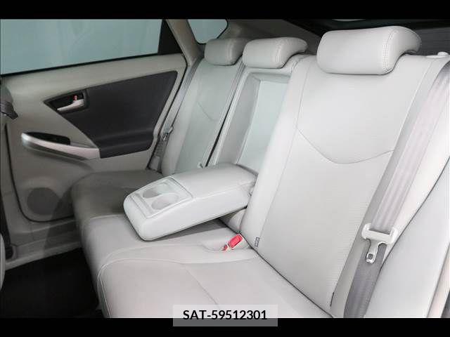 Toyota PRIUS 2011-10 322016-17