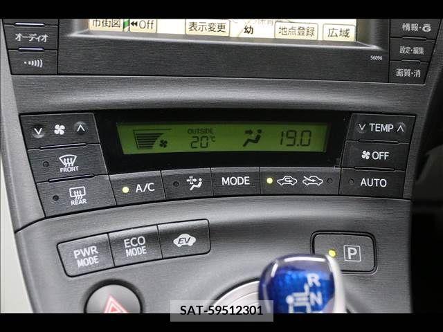 Toyota PRIUS 2011-10 322016-14