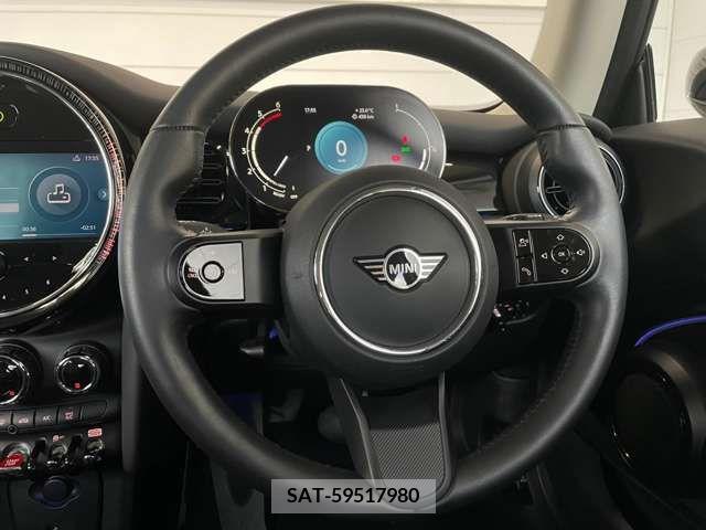 Bmw MINI 2022-05 319606-18