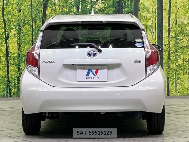 Toyota AQUA 2015-12 251498-15