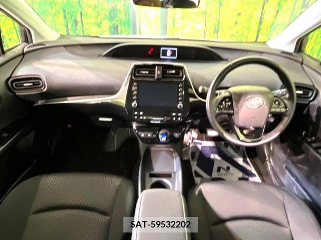 Toyota PRIUS 2021-08 207203-1