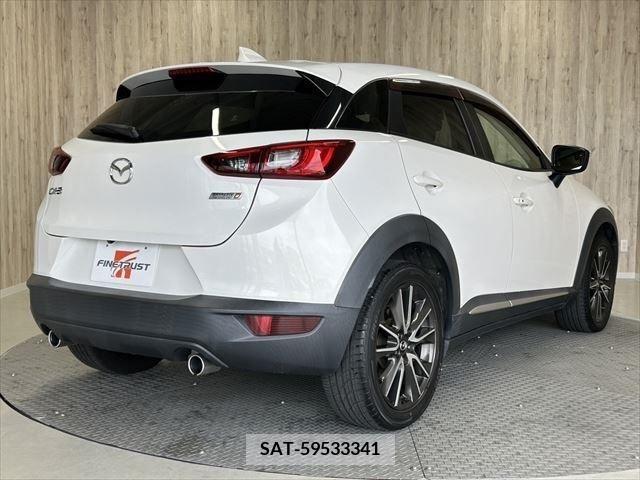 Mazda CX-3 2015-06 228023-4
