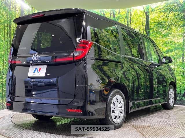 Toyota NOAH 2023-04 226033-18