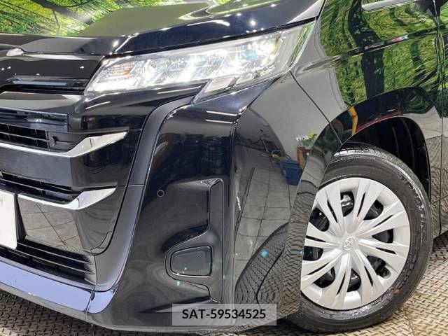 Toyota NOAH 2023-04 226033-13