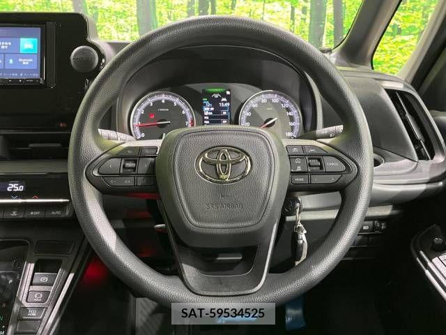 Toyota NOAH 2023-04 226033-12