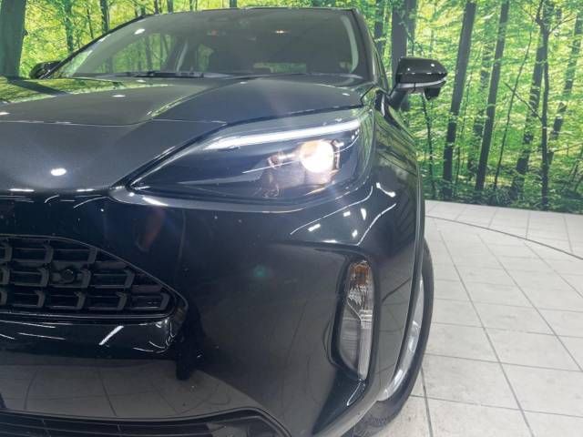 Toyota YARIS CROSS 2023-07 27458-12