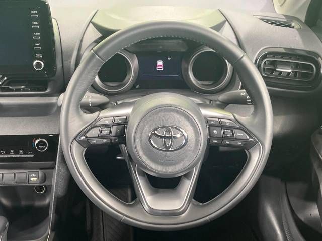 Toyota YARIS CROSS 2023-07 27458-11