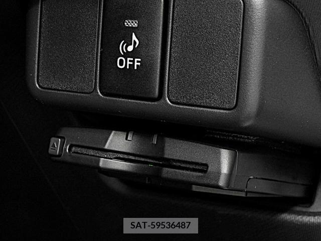 Toyota AQUA 2014-07 260525-15