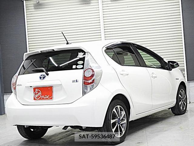 Toyota AQUA 2014-07 260525-4