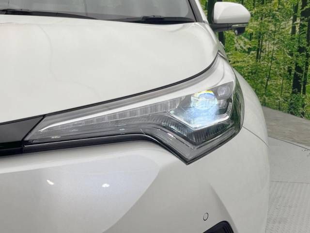 Toyota C-HR 2018-11 22898-15