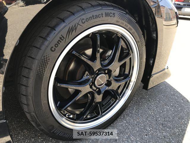 Toyota PRIUS PHV 2017-05 334947-28