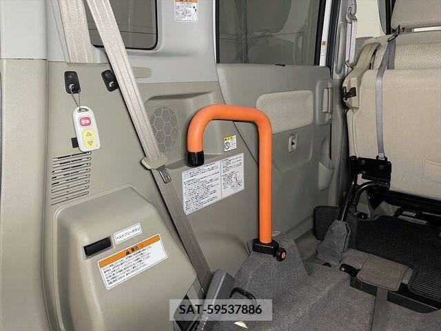 Suzuki SPACIA 2017-06 346132-7