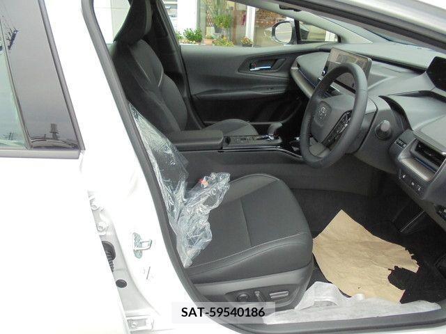 Toyota PRIUS 2023-08 313473-6