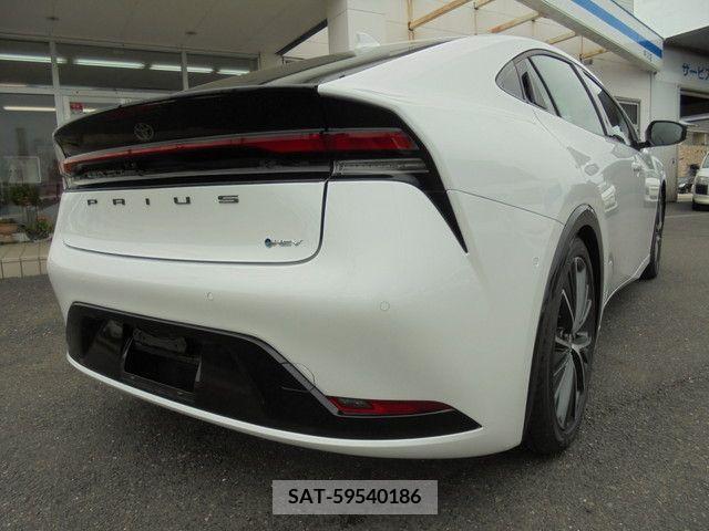 Toyota PRIUS 2023-08 313473-2