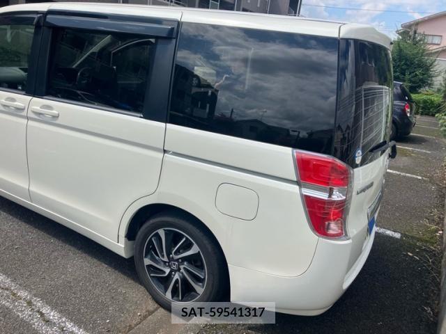 Honda STEP WGN 2010-08 394294-1