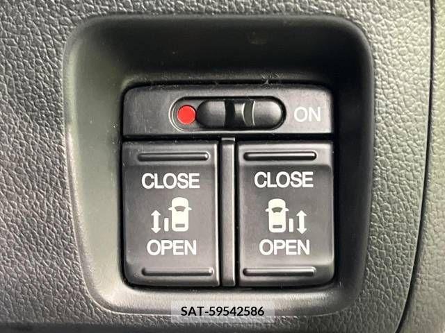 Honda N BOX CUSTOM 2014-06 306555-2