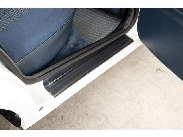 Bmw 3 SERIES 1986-11 12317-19