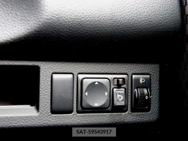 Nissan TIIDA 2009-09 301193-19