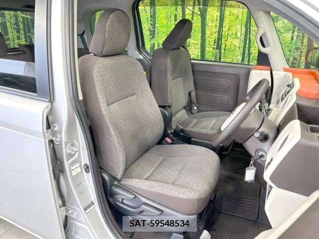 Toyota PORTE 2013-01 283672-8