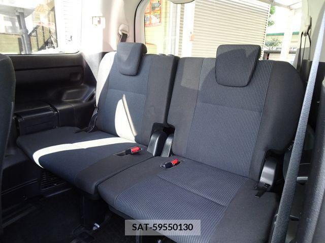 Toyota VOXY 2016-12 372173-16