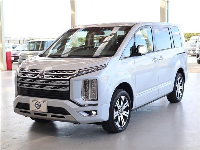 Mitsubishi DELICA D5 2022-08 27198-0