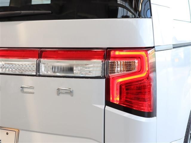 Mitsubishi DELICA D5 2022-08 27198-25