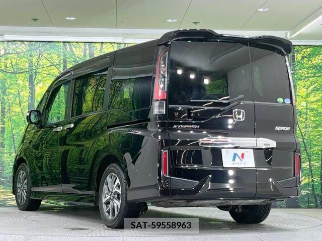 Honda e 2016-08 209434-17