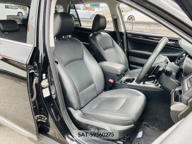 Subaru OUTBACK 2018-12 274858-19