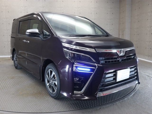 Toyota VOXY 2018-12 195962-21