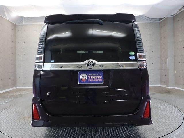 Toyota VOXY 2018-12 195962-23