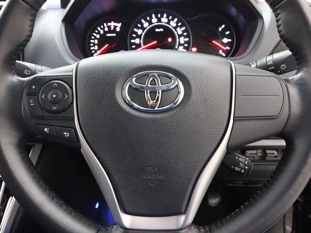 Toyota VOXY 2018-12 195962-11