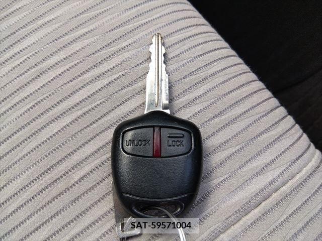 Mitsubishi EK WAGON 2015-04 268077-24