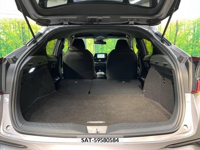 Toyota C-HR 2019-03 224298-10