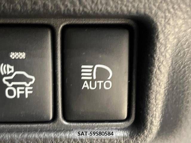 Toyota C-HR 2019-03 224298-7