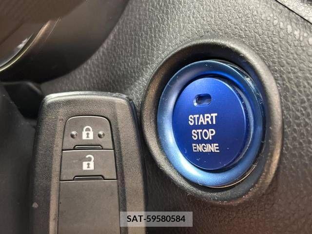 Toyota C-HR 2019-03 224298-5