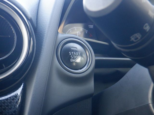 Mazda DEMIO 2019-08 8153-22