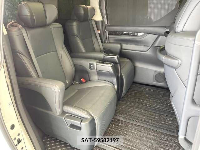 Toyota ALPHARD 2022-07 279757-9