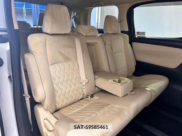 Toyota ALPHARD 2019-01 345974-11