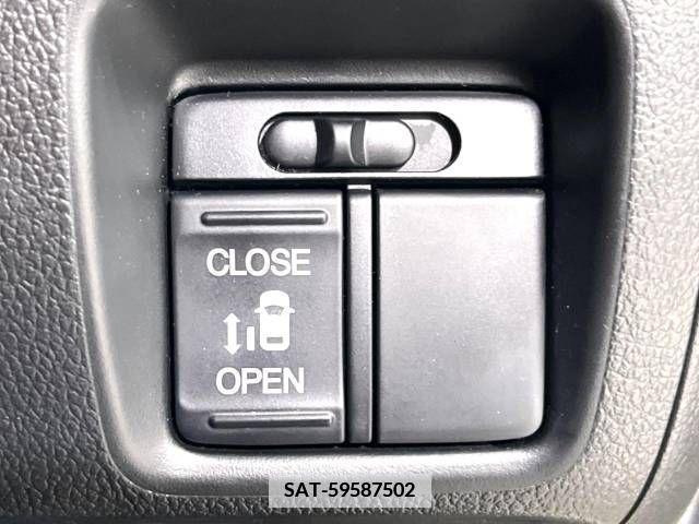 Honda N BOX CUSTOM 2015-01 378841-5