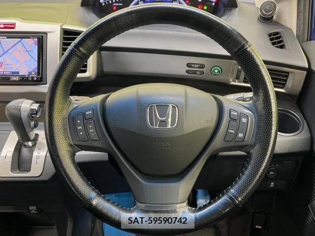 Honda FREED 2015-08 302865-12
