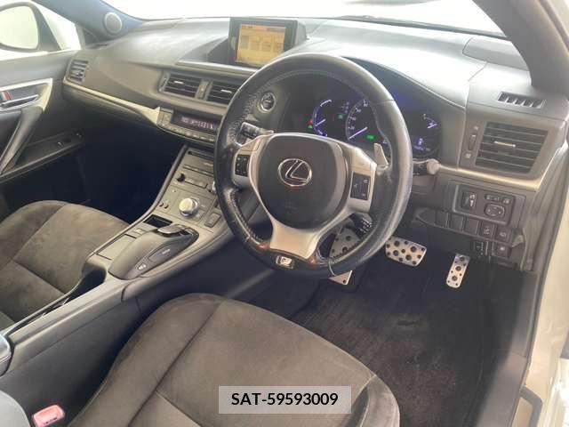 Lexus CT 2011-04 275202-19