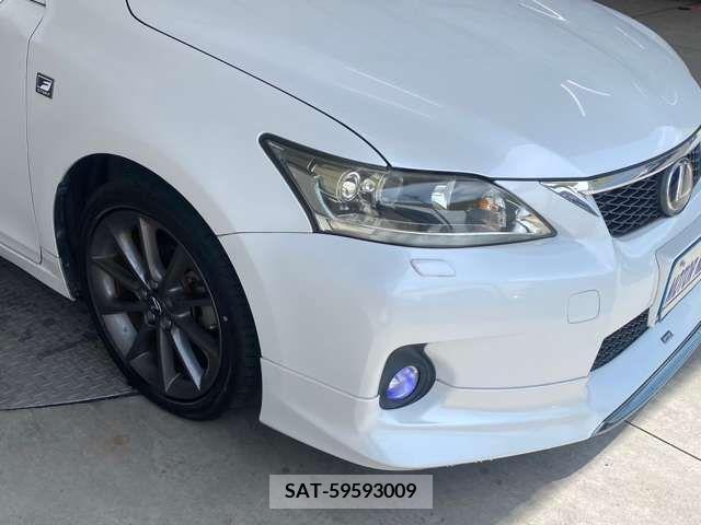 Lexus CT 2011-04 275202-8
