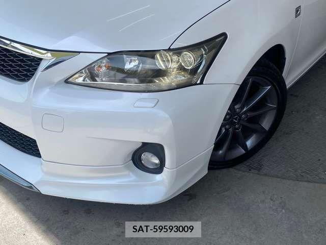 Lexus CT 2011-04 275202-5