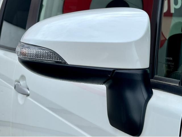 Toyota SPADE 2013-04 190775-6