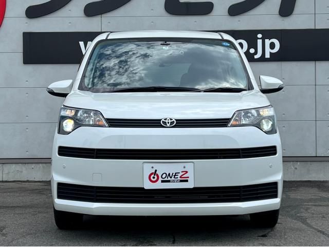Toyota SPADE 2013-04 190775-1