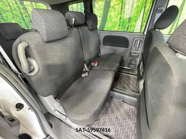 Toyota SIENTA 2013-03 346606-8