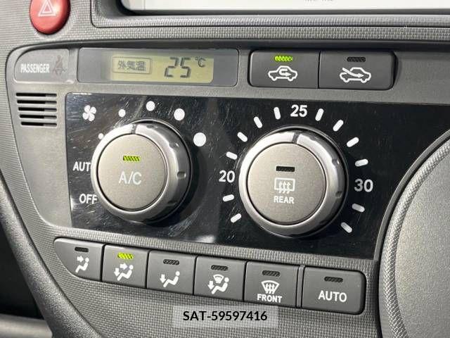 Toyota SIENTA 2013-03 346606-6