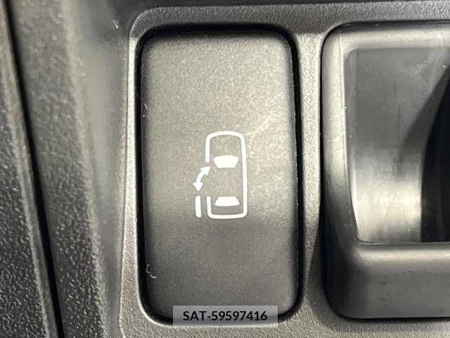 Toyota SIENTA 2013-03 346606-4
