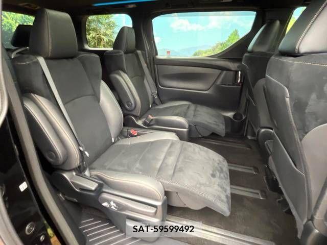 Toyota ALPHARD 2022-08 258871-9